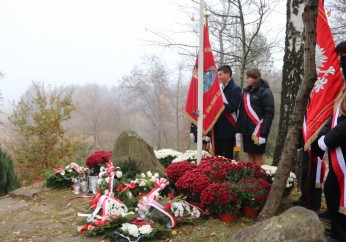 Obchody Dnia Niepodległości na Kopcu Piłsudskiego w Osieczanach