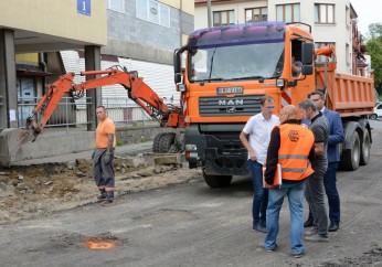 Ruszyły roboty budowlane w związku z rewitalizacją Rynku