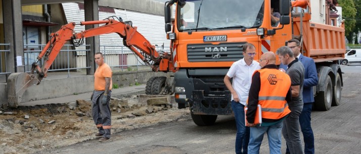 Ruszyły roboty budowlane w związku z rewitalizacją Rynku