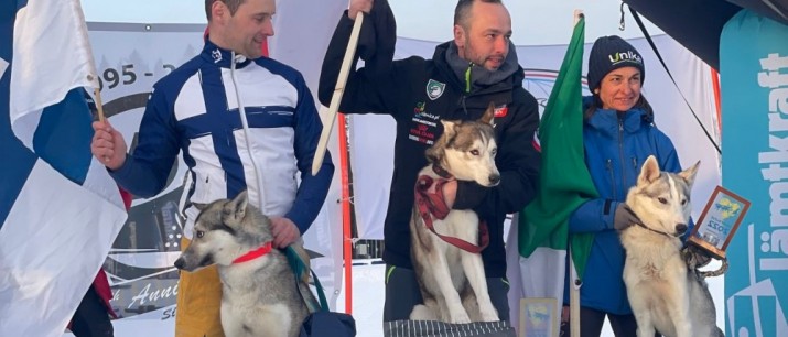 Mikołaj Włodarczyk Mistrzem Świata w wyścigach psich zaprzęgów w klasie sześciu psów!